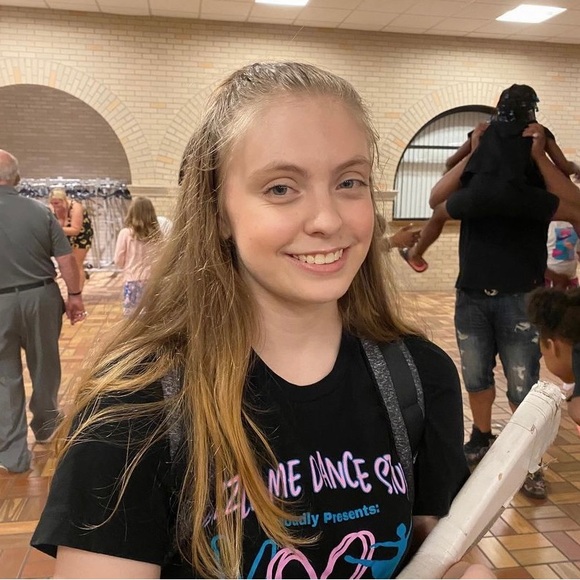 Meet your Posher, Julie - Picture 11 of 11